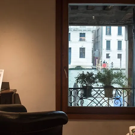 Apartment La Felice Canal Grande Venedig